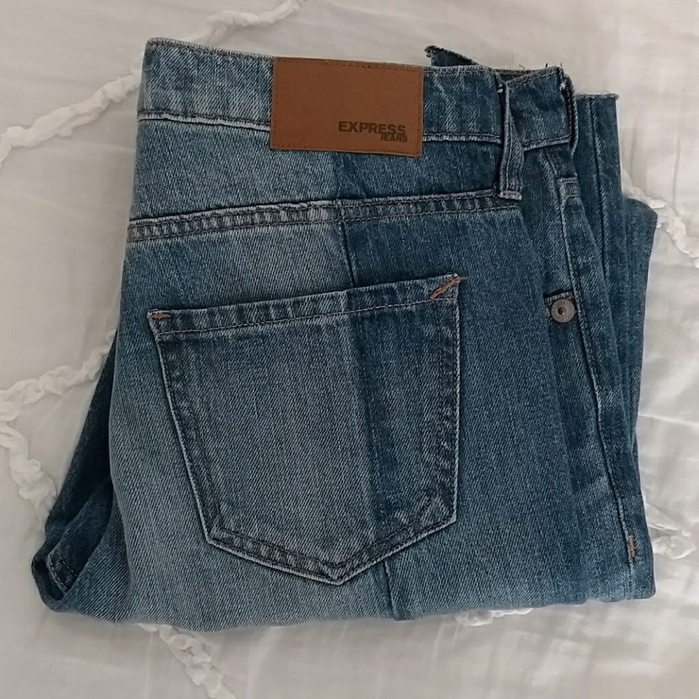 Two-tone Cropped Raw/Uneven Hem Express Jeans